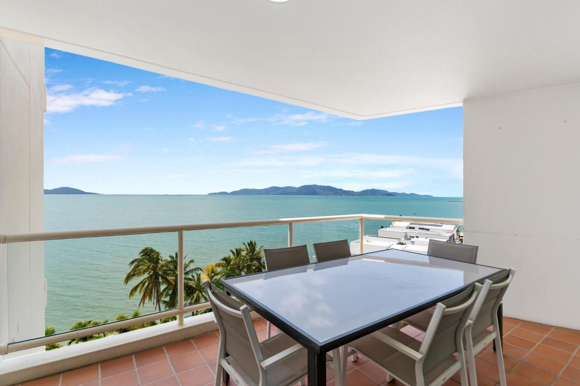 Mariners North Holiday Apartments Townsville Extérieur photo