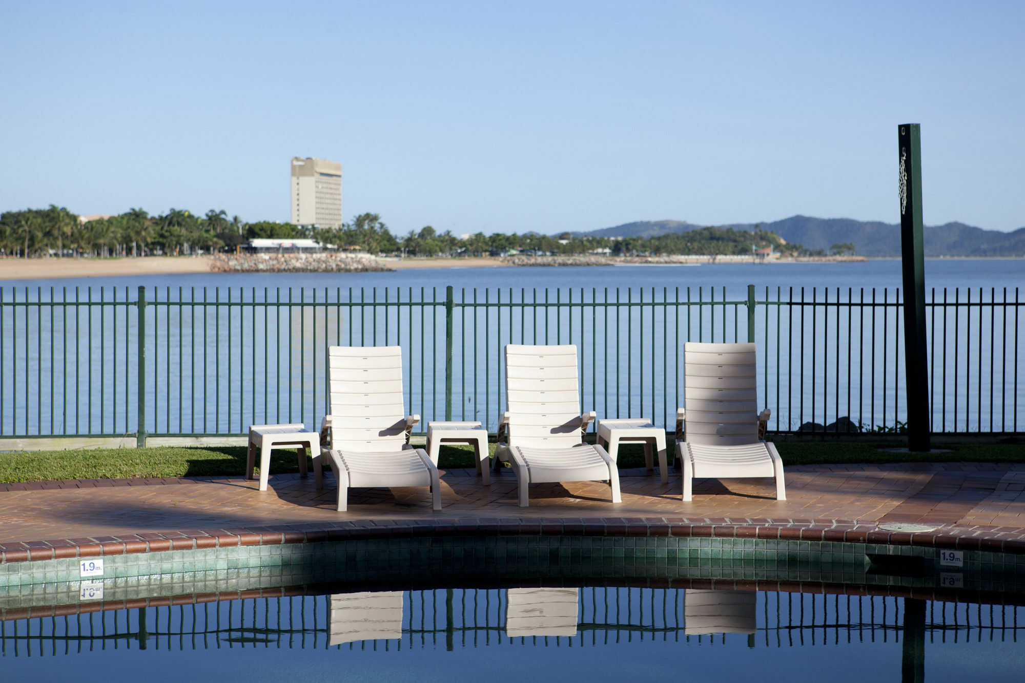 Mariners North Holiday Apartments Townsville Extérieur photo